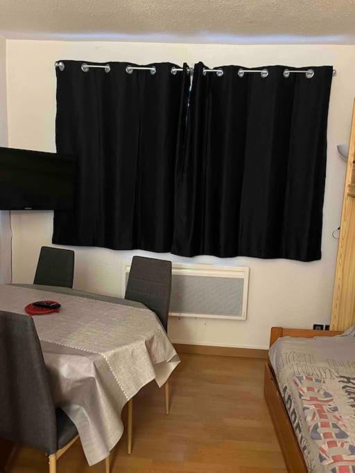 Charmant Studio A Font-Romeu Avec Place De Parking Eksteriør bilde